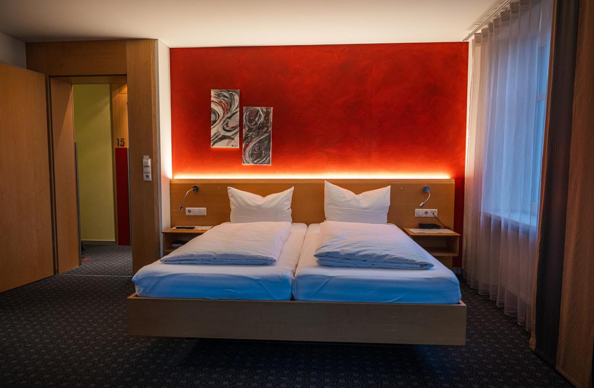 Schaefle Landgasthof Hotel 3*